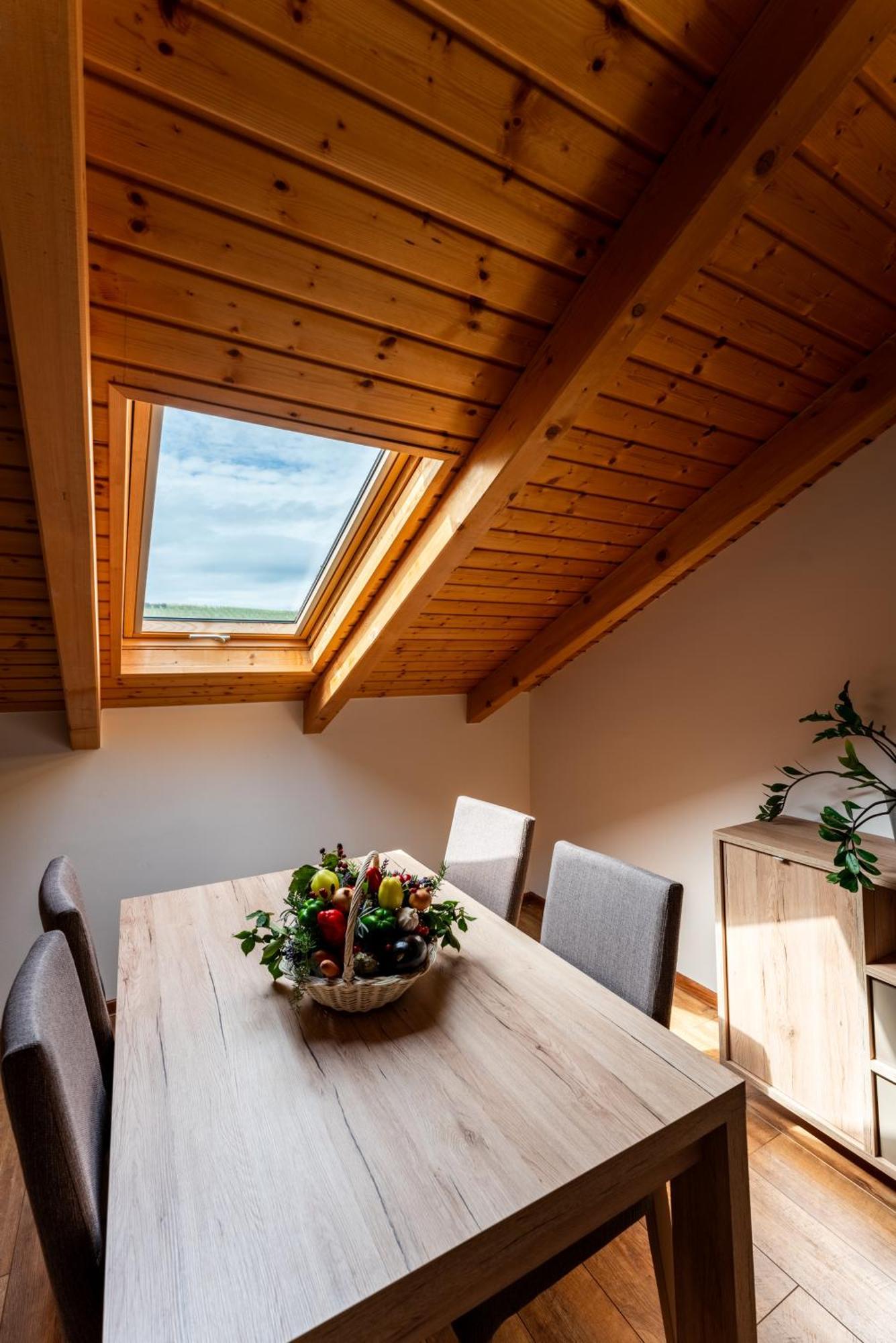 Bed&Breakfast Vinarija Coner เบียโลวาร์ ภายนอก รูปภาพ