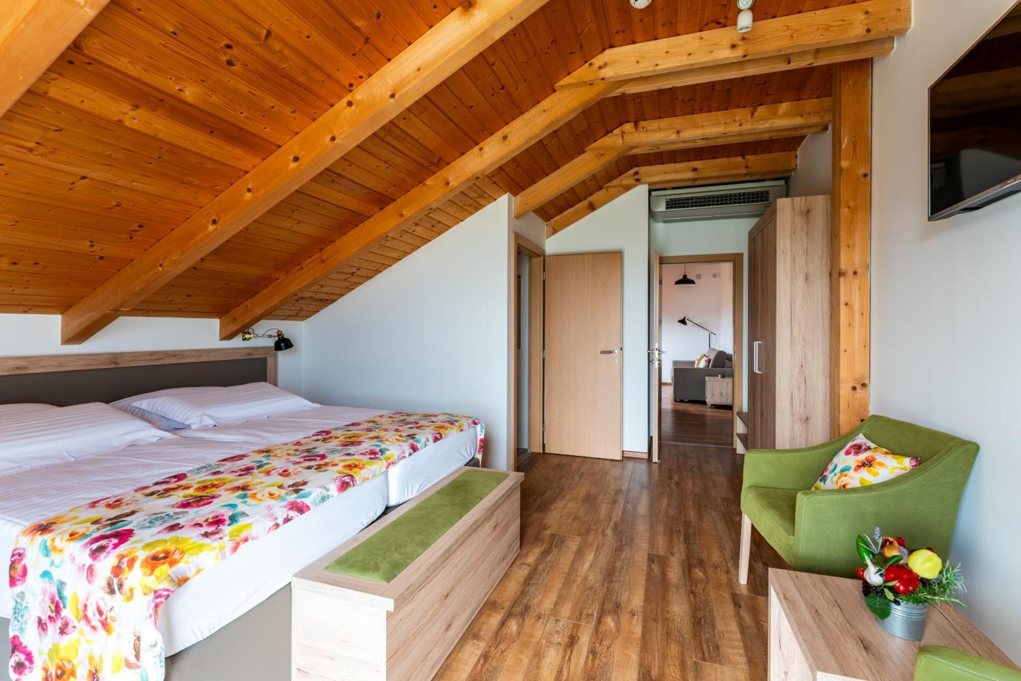 Bed&Breakfast Vinarija Coner เบียโลวาร์ ภายนอก รูปภาพ