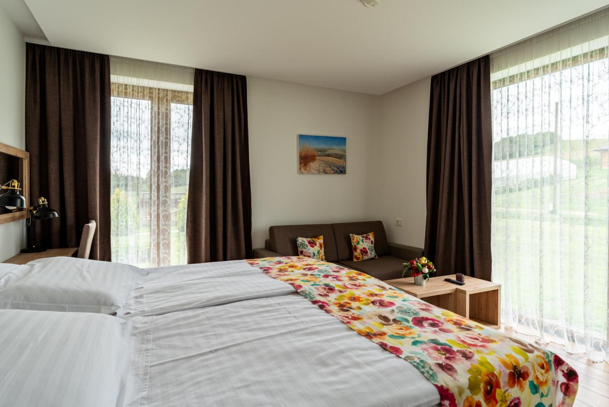 Bed&Breakfast Vinarija Coner เบียโลวาร์ ภายนอก รูปภาพ