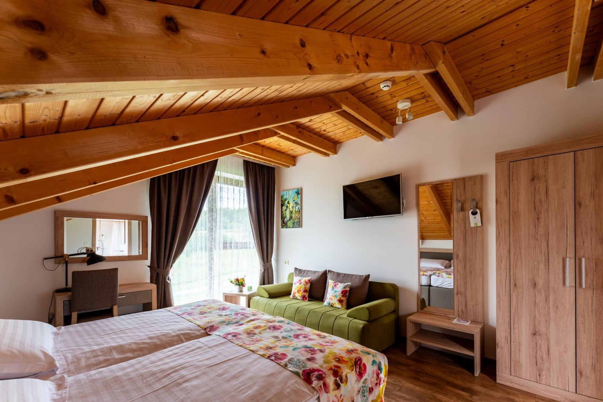 Bed&Breakfast Vinarija Coner เบียโลวาร์ ภายนอก รูปภาพ